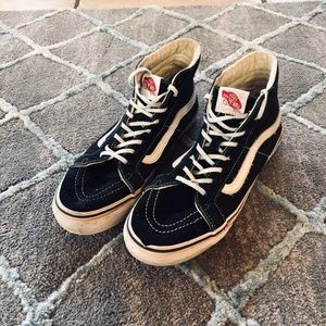 Sk8-Hi Classic High Top Black Vans